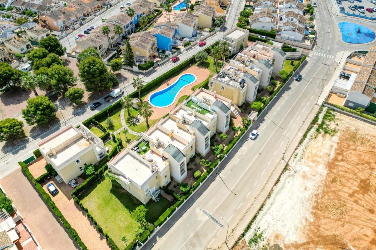 אל ורגר Luxury Apt, Beach, Pool Open 365 Days, Near Javea & Denia מראה חיצוני תמונה
